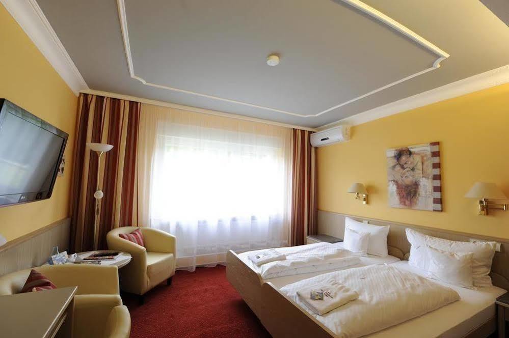 Hotel Ambiente Bad Bellingen Luaran gambar